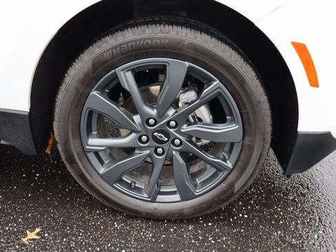 Used 2023 Chevrolet Equinox RS image 33