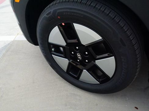 New 2026 Hyundai Santa Fe SE FWD image 8