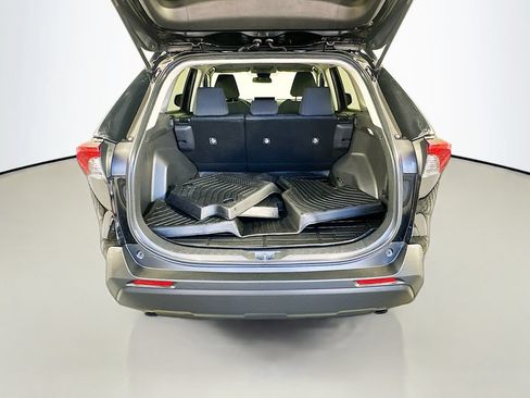 Used 2024 Toyota RAV4 LE AWD/4WD image 25