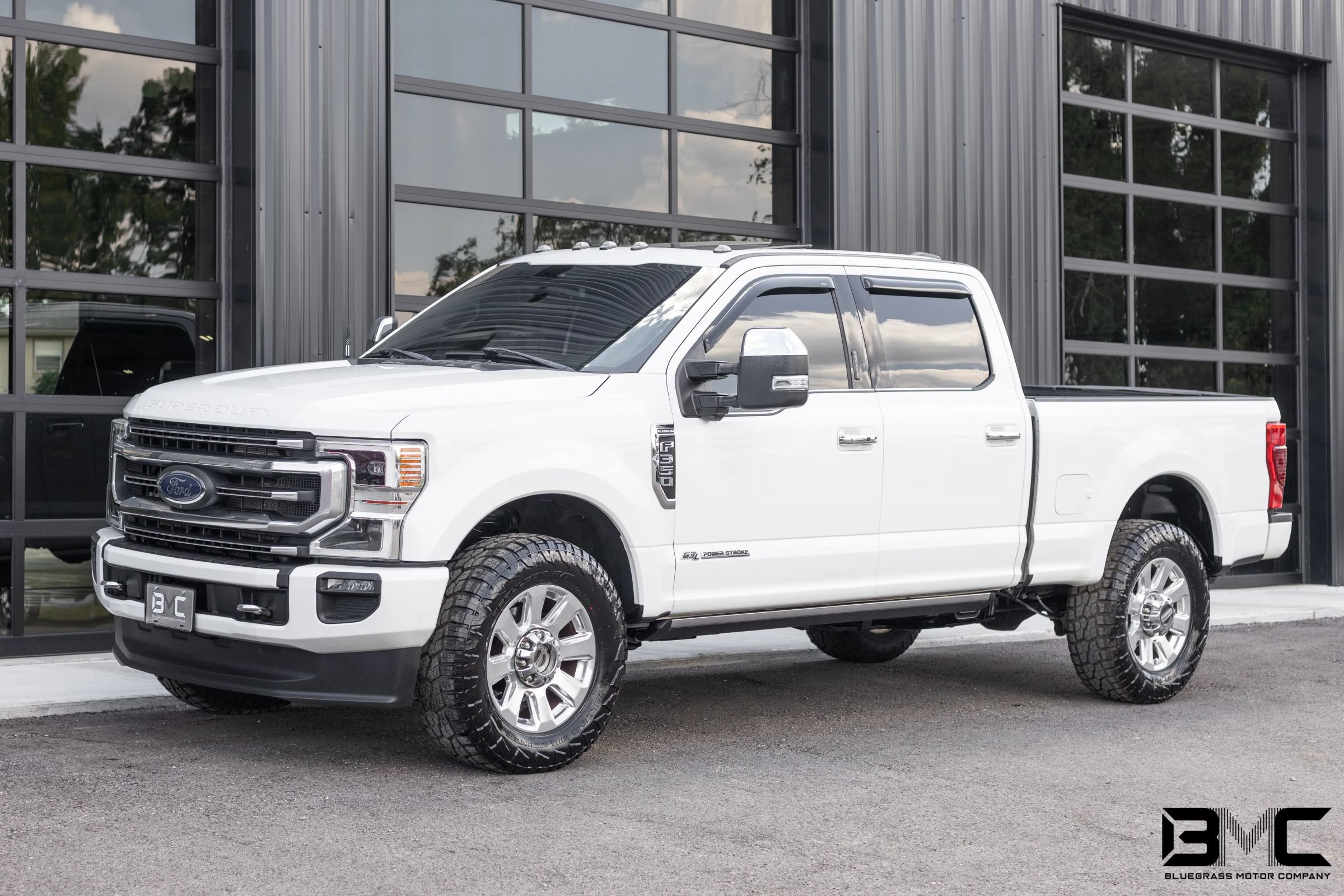 Used 2021 Ford F350 Platinum AWD/4WD image 2