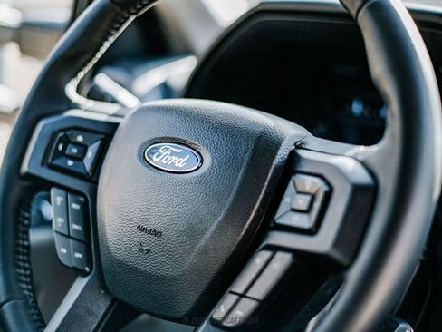 Used 2022 Ford F550 4x4 Crew Cab Super Duty w/ Power Equipment Group image 27