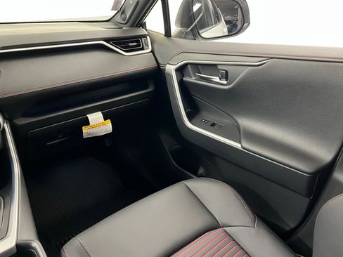 Certified 2025 Toyota RAV4 XSE image 10