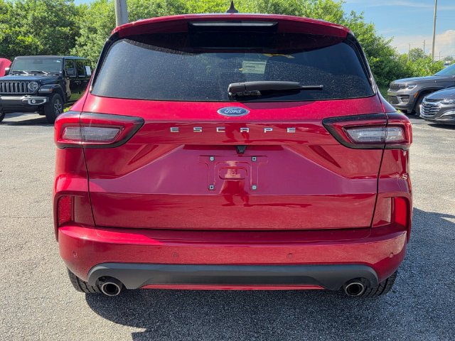 Used 2024 Ford Escape ST-Line w/ Tech Pack #1 FWD image 4