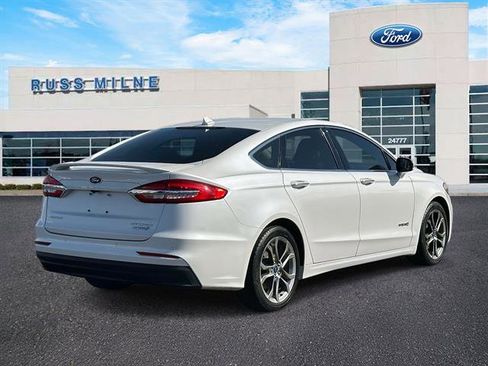 Used 2019 Ford Fusion Titanium image 4