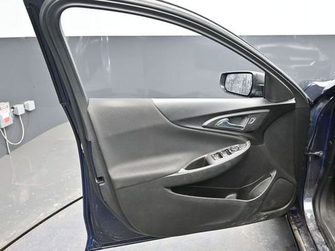 Used 2018 Chevrolet Malibu LS image 13