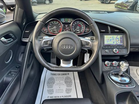 Used 2011 Audi R8 V10 AWD/4WD image 23