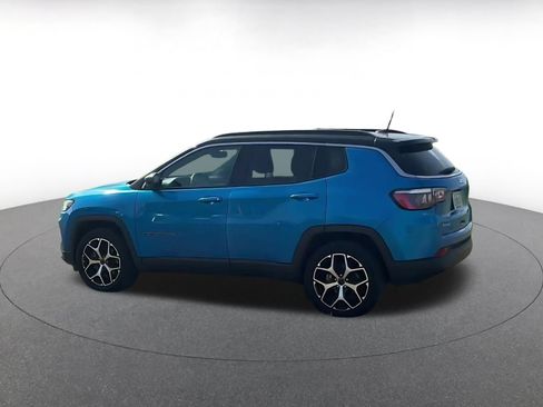 Used 2025 Jeep Compass Limited AWD/4WD image 8