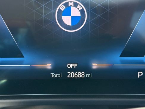 Used 2024 BMW 230i xDrive 230i xDrive w/ Convenience Package image 11