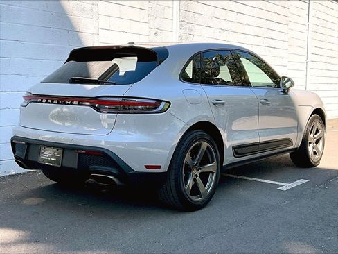 Certified 2023 Porsche Macan AWD/4WD image 17