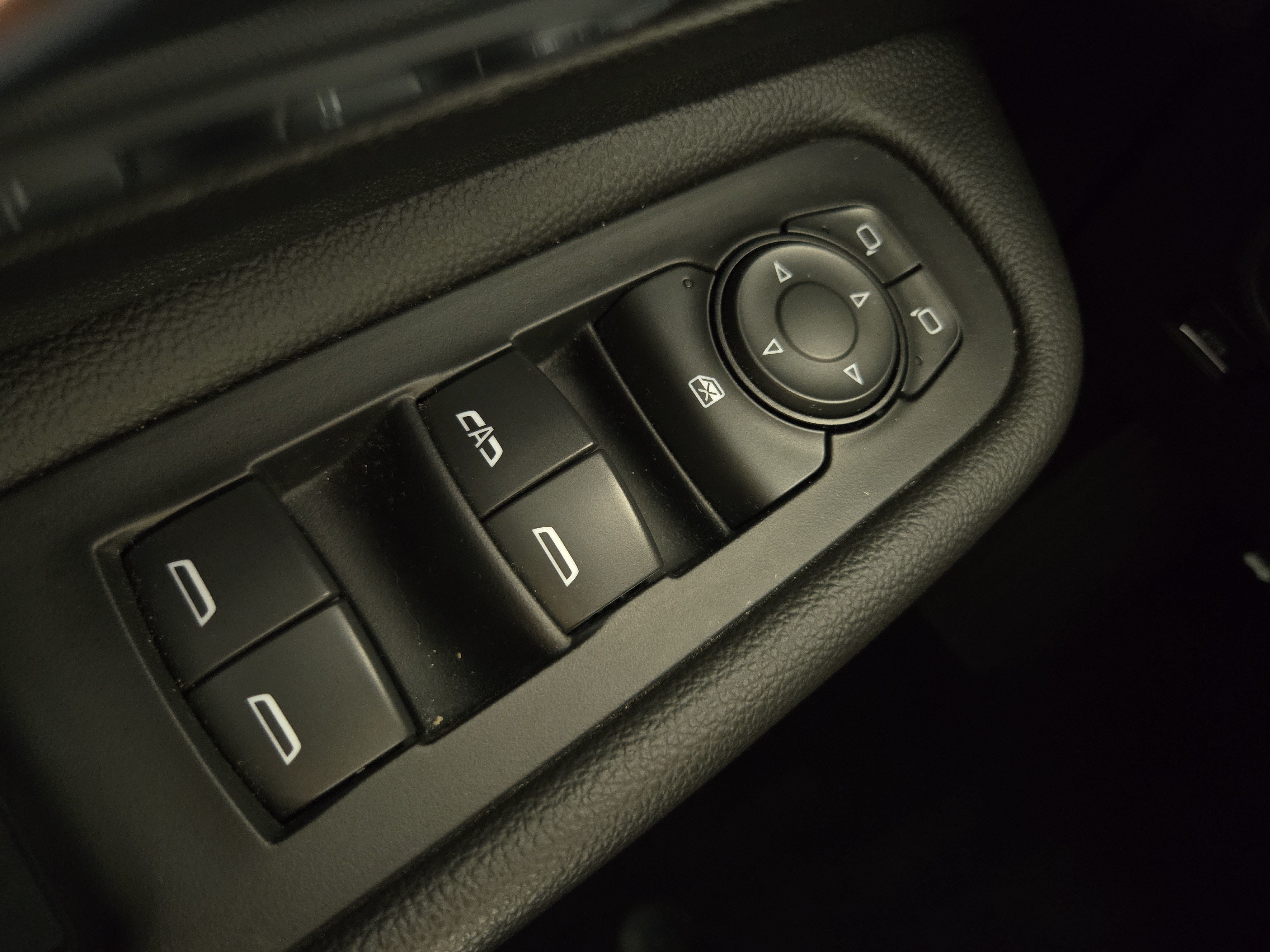 Used 2021 GMC Terrain SLE w/ Driver Convenience Package AWD/4WD image 24