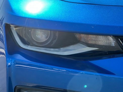 Used 2018 Chevrolet Camaro SS RWD image 43