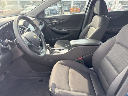 Used 2025 Chevrolet Malibu LT FWD image 23