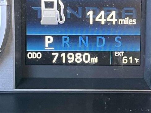 Used 2017 Toyota Tundra SR5 w/ SR5 Upgrade Package image 24