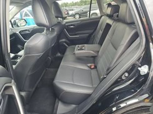 Used 2023 Toyota RAV4 XLE Premium FWD image 11