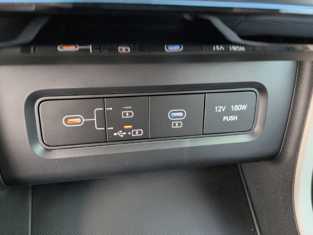 New 2026 Hyundai Tucson Limited FWD image 34