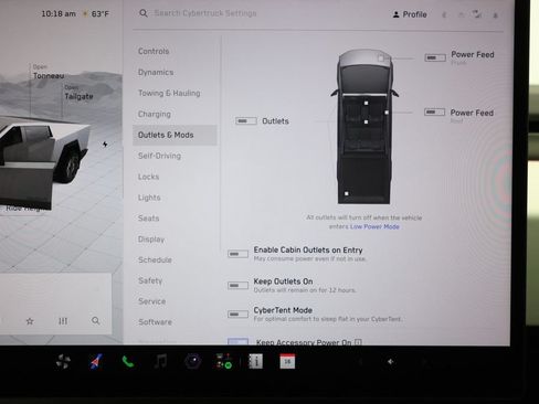 Used 2024 Tesla Cybertruck AWD Crew Cab image 19