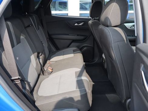 Used 2025 Chevrolet Blazer LT AWD/4WD image 30