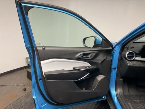 New 2026 Chevrolet Trax LT image 9
