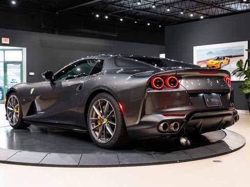 Certified 2022 Ferrari 812 GTS Base image 44