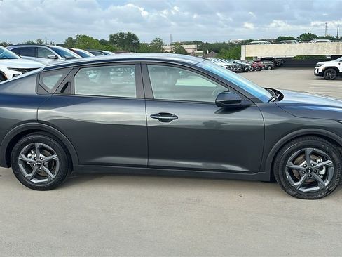 Used 2025 Kia K4 LXS FWD image 13