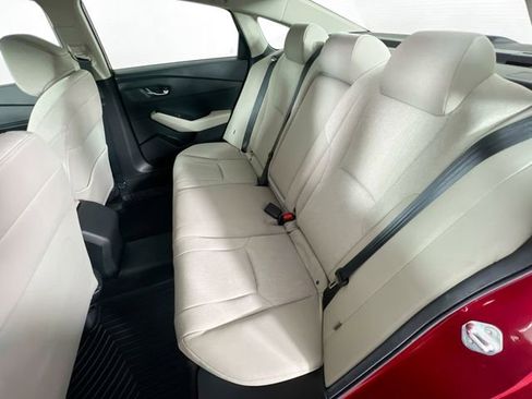 Certified 2024 Honda Accord EX image 27