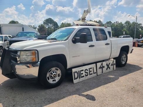Used 2011 Chevrolet Silverado 2500 W/T AWD/4WD image 4