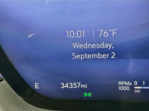 Used 2025 Buick Enclave Preferred FWD image 19