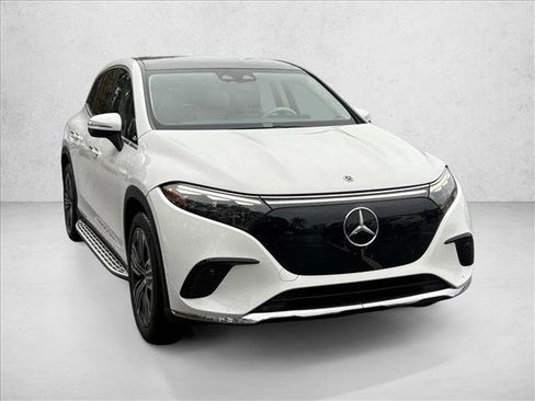 Certified 2023 Mercedes-Benz EQS 450+ SUV image 3