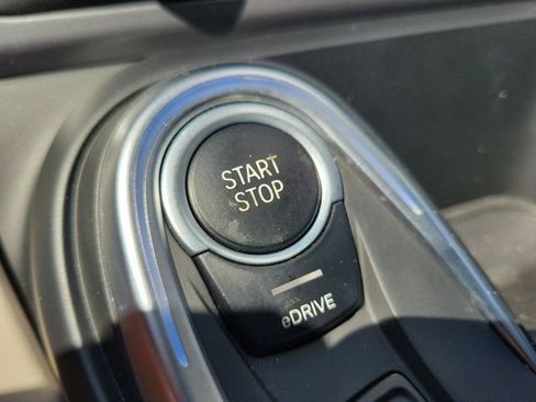 Used 2015 BMW i8 AWD/4WD image 28
