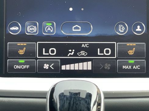 Certified 2025 Subaru Outback Onyx Edition w/ Popular Package #2 AWD/4WD image 37