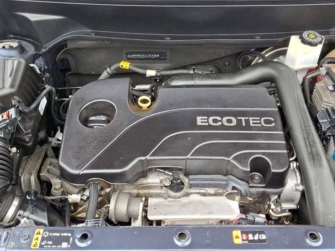 Used 2018 Chevrolet Equinox LS image 31