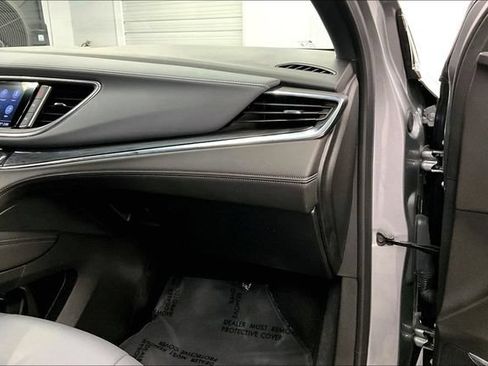 Used 2023 Buick Enclave Essence w/ Trailering Package, 5000 lbs. FWD image 19