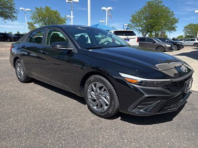 Used 2025 Hyundai Elantra Hybrid