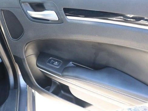 Used 2023 Chrysler 300 S image 26