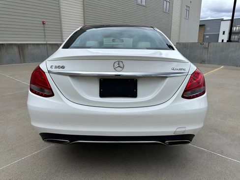 Used 2018 Mercedes-Benz C 300 4MATIC Sedan image 6