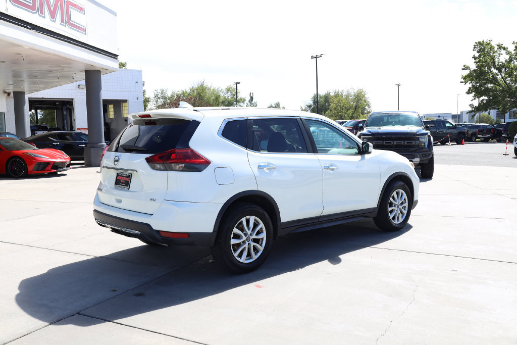 Used 2018 Nissan Rogue SV FWD image 6
