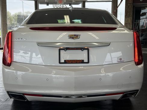 Used 2017 Cadillac XTS Luxury FWD image 10