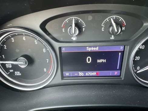 Used 2021 Buick Enclave Essence FWD image 22
