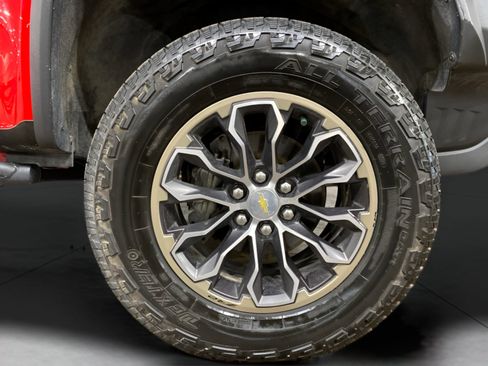 Used 2018 Chevrolet Colorado ZR2 image 21