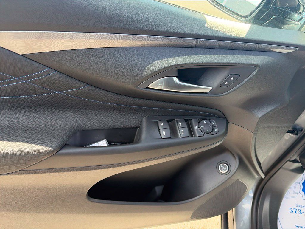 New 2026 Buick Envista Sport Touring w/ Convenience I Package FWD image 17