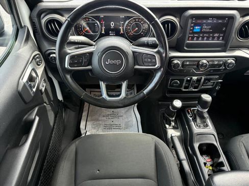 Used 2020 Jeep Gladiator Sport w/ Quick Order Package 24S AWD/4WD image 4