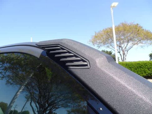 Used 2025 Toyota Tacoma 4x4 Double Cab Hybrid w/ Tow Tech Package image 19