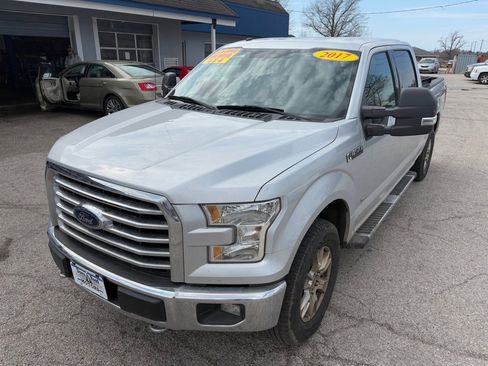 Used 2017 Ford F150 XLT w/ Equipment Group 301A Mid image 7