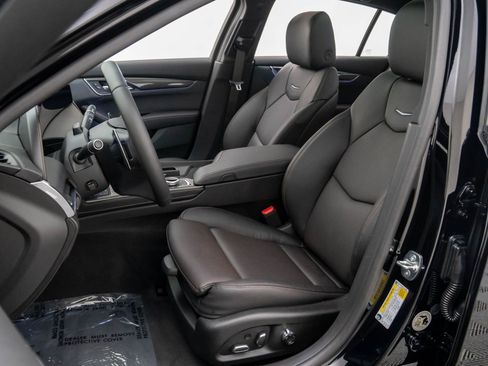 New 2026 Cadillac CT5 V AWD/4WD image 16