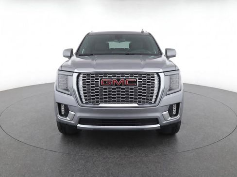 Used 2023 GMC Yukon Denali w/ Denali Reserve Package RWD image 2