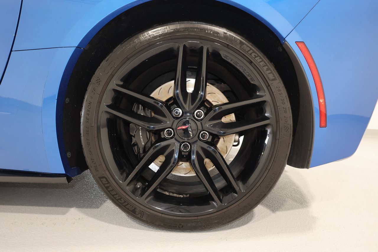 Used 2014 Chevrolet Corvette Stingray Coupe w/ 2LT Preferred Equipment Group RWD image 26