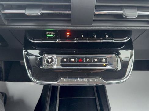 Used 2023 Lincoln Corsair AWD image 17