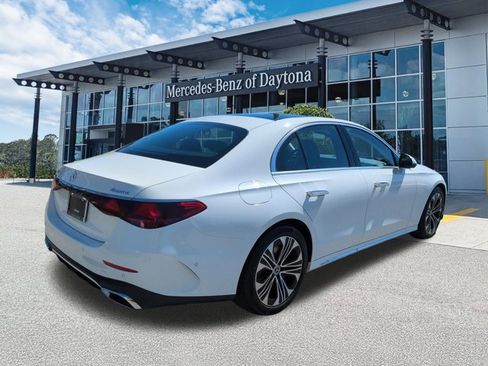 New 2026 Mercedes-Benz E 450 4MATIC Sedan image 4