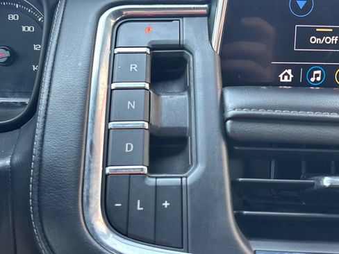 Used 2021 Chevrolet Tahoe LT RWD image 16