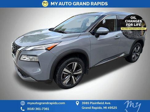 Used 2021 Nissan Rogue SL AWD/4WD image 3